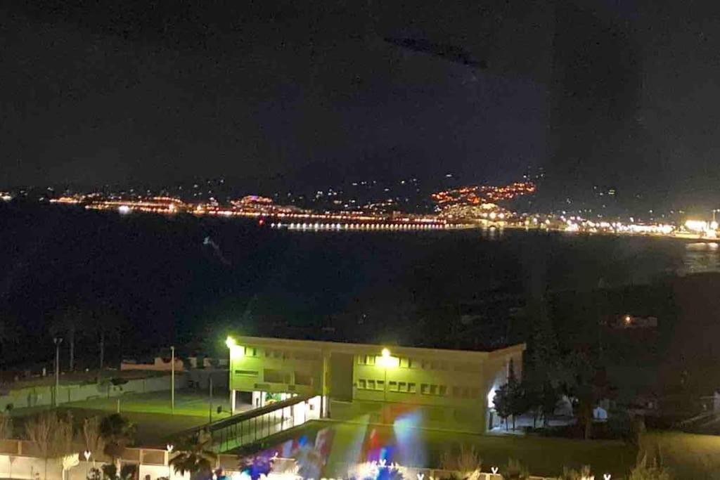 Torrenueva Con Vistas A La Playaアパートメント エクステリア 写真