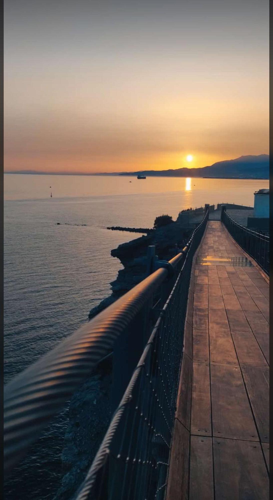Torrenueva Con Vistas A La Playaアパートメント エクステリア 写真